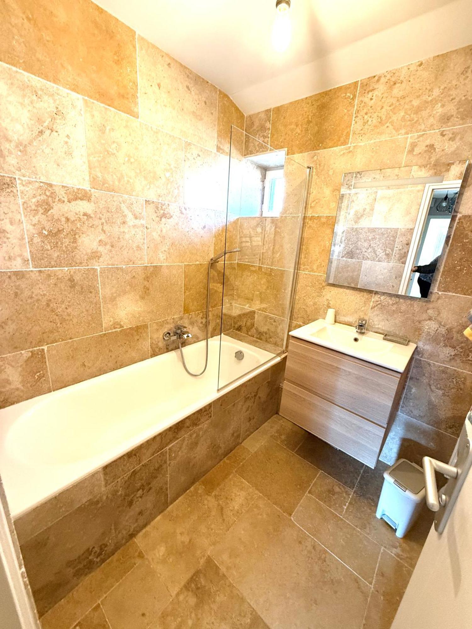 Apartmán Le Petit Phuket Saint-Laurent-sur-Saone Exteriér fotografie