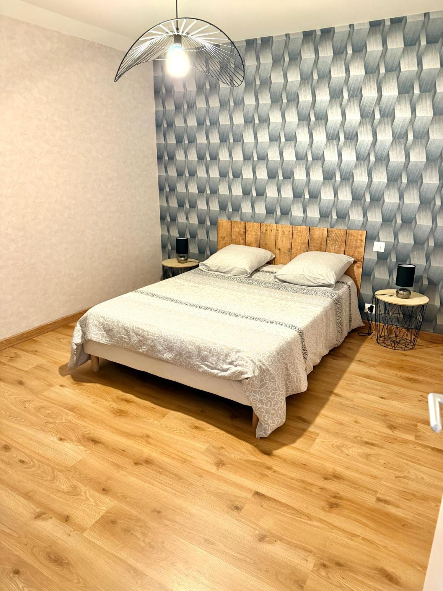 Apartmán Le Petit Phuket Saint-Laurent-sur-Saone Exteriér fotografie